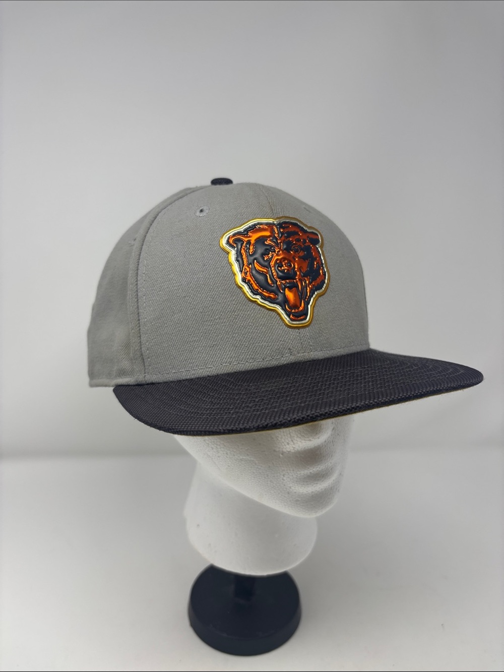 New Era Men's Baseball Cap with Chicago Bears Patch